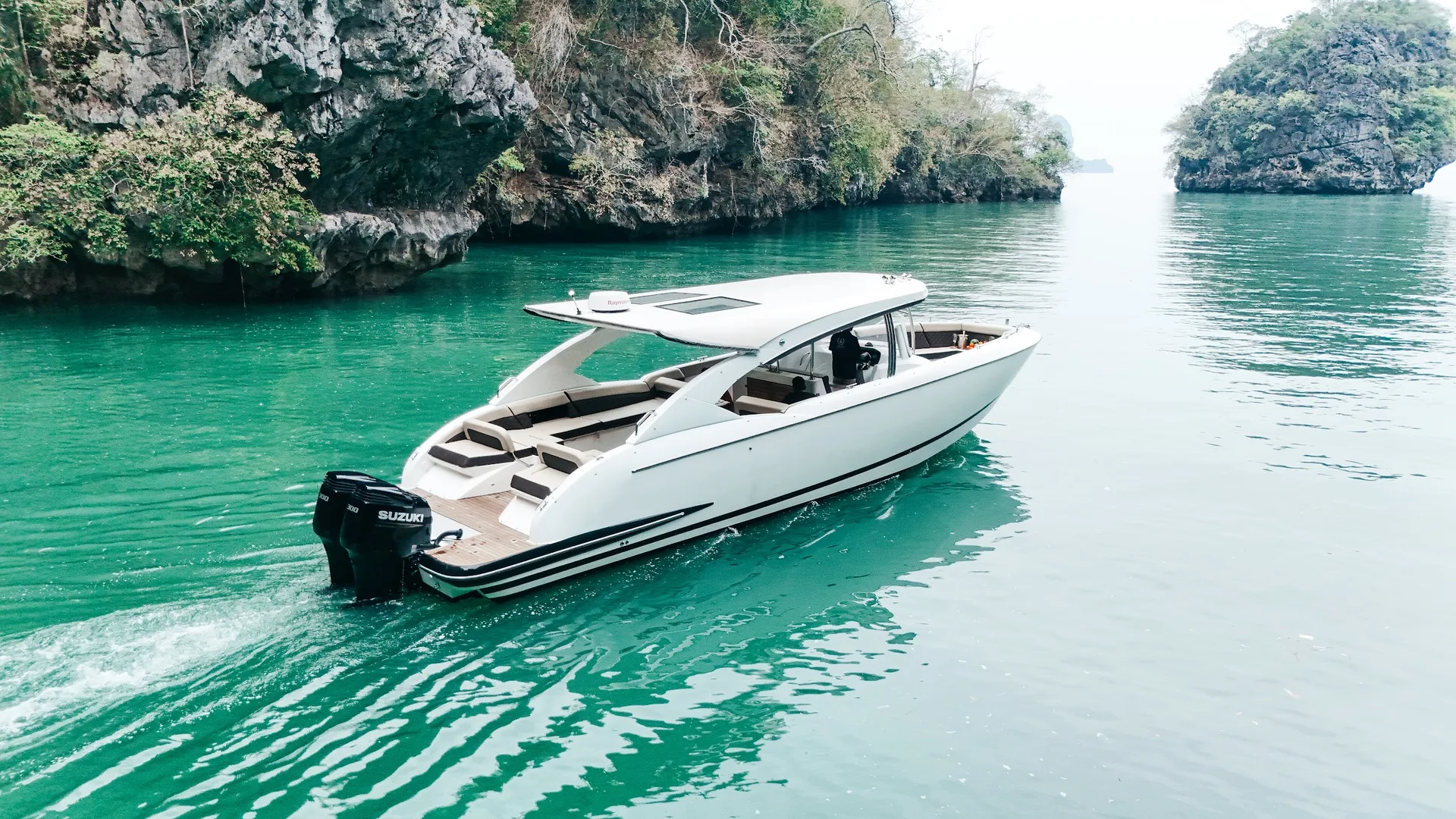 42ft Ocean Pearl Sport Cruiser 7