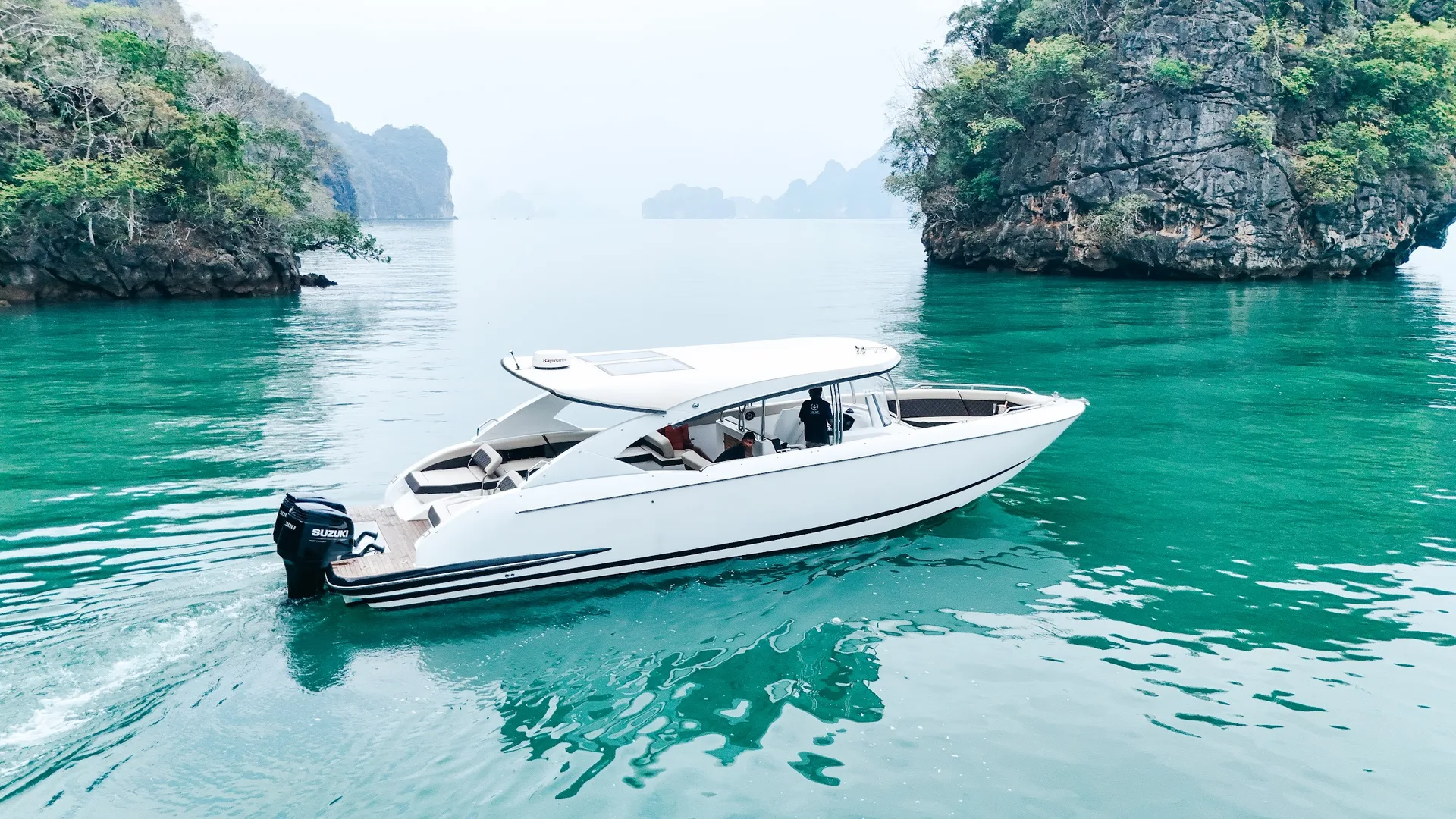 42ft Ocean Pearl Sport Cruiser 5