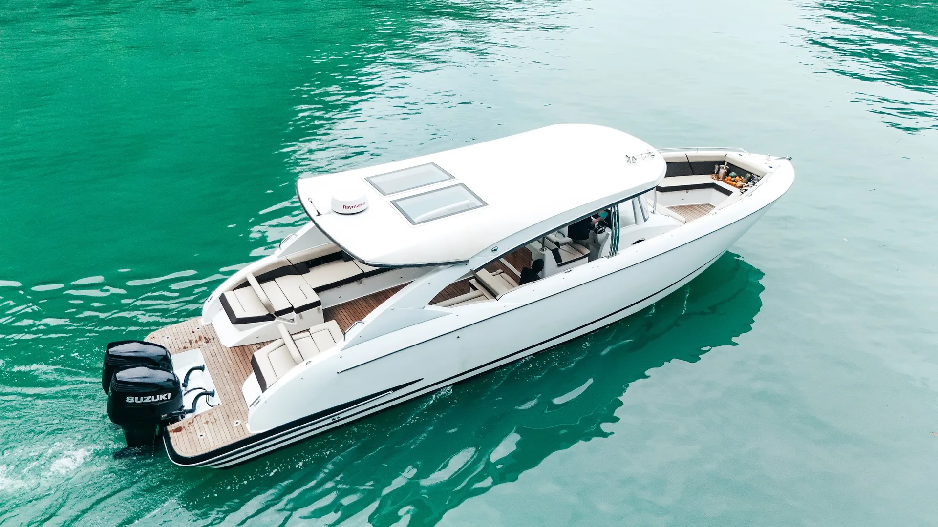 42ft Ocean Pearl Sport Cruiser 10